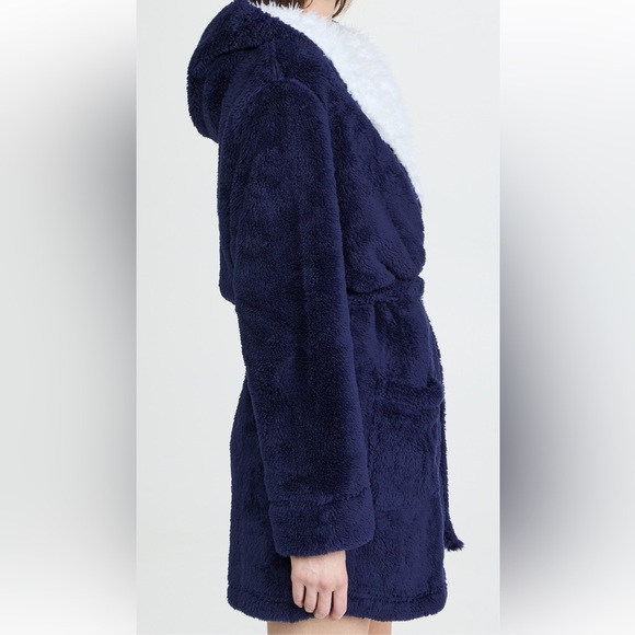 Honeydew Intimates Head in the Cloud Blue Sherpa Faux Fur Hood Robe Medium NWT - Picture 3 of 4